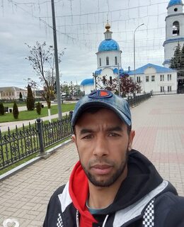 Валижон