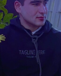 Али